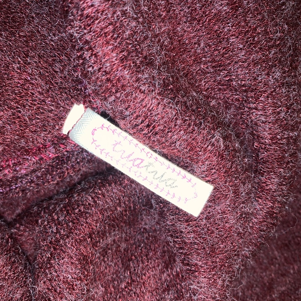 Sweater - Picture 3 of 3
